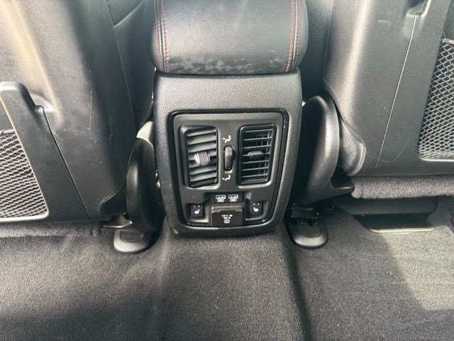 Used 2023 White Knuckle Clearcoat Dodge Citadel image 32