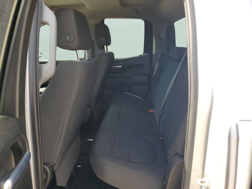 Used 2022 Silver Chevrolet Custom image 10