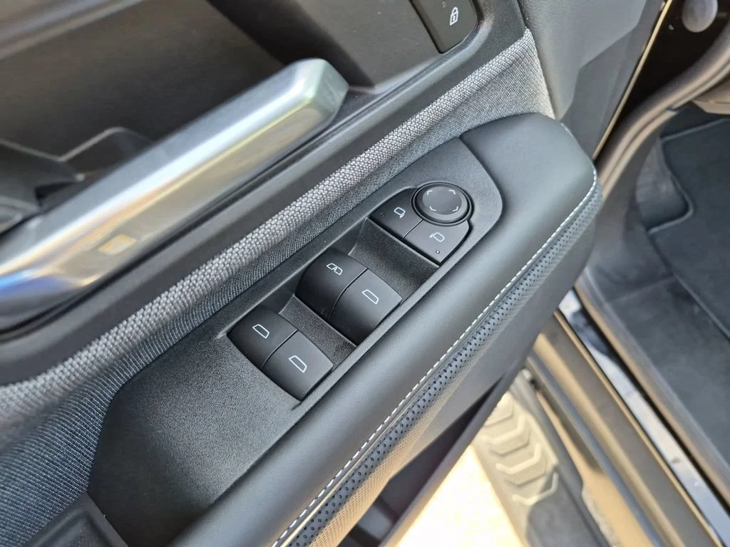 2026 GMC Sierra EV Elevation - Photo 20