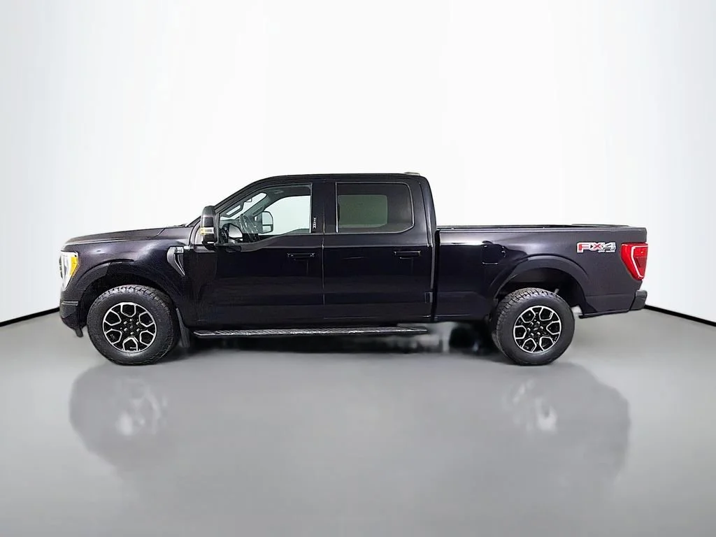 Used 2021 Black Ford XL image 9