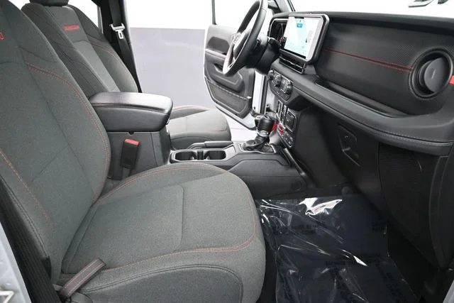Used 2024 Silver Jeep Rubicon image 20