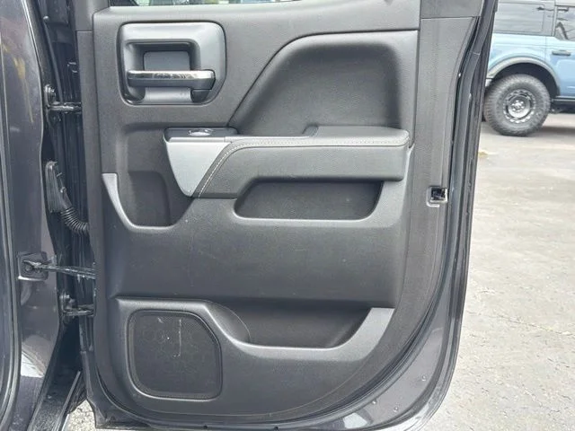 Used 2016 Gray Chevrolet LT image 28