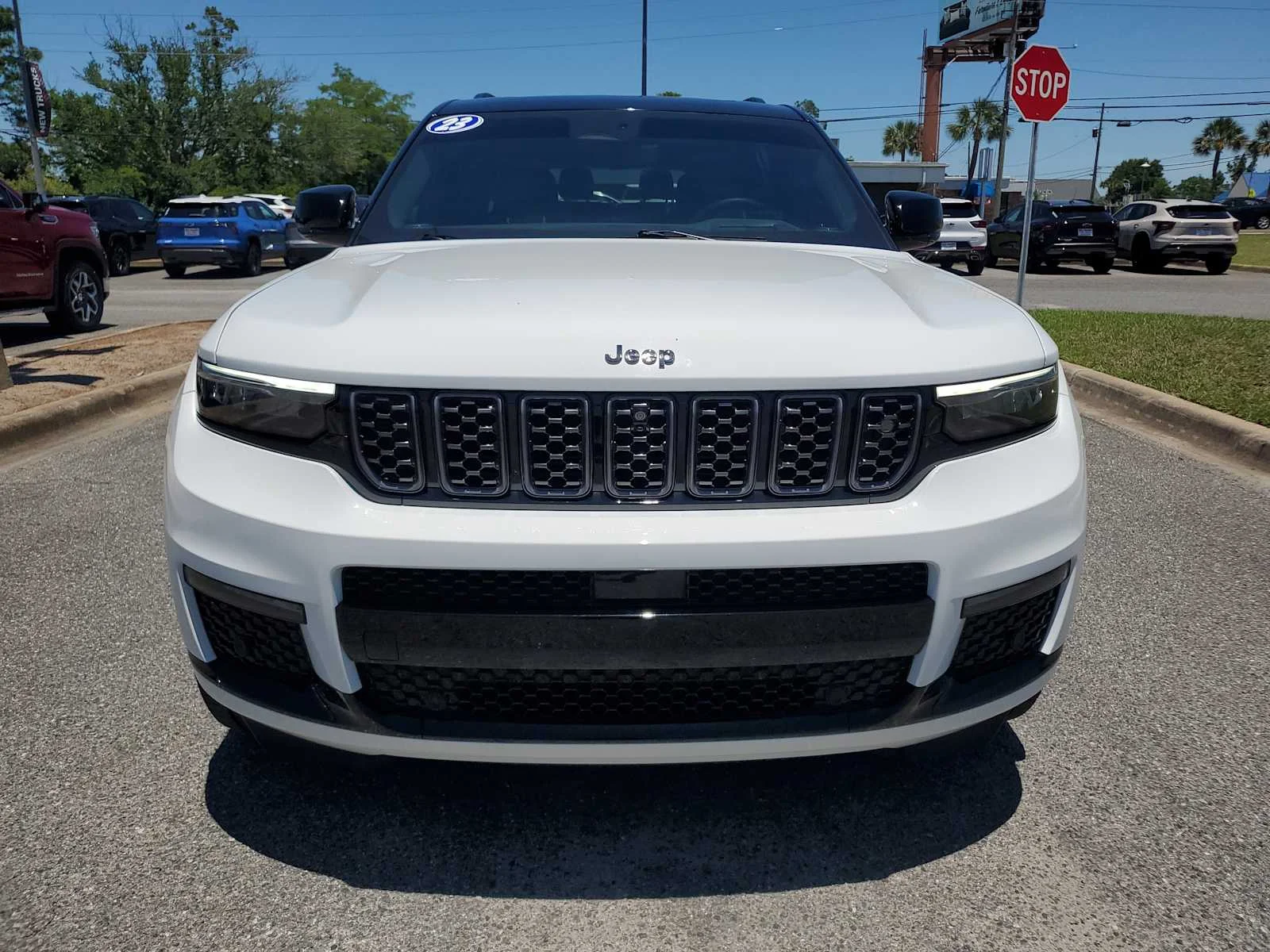 Used 2023 Bright White Clearcoat W Jeep Summit Reserve image 9