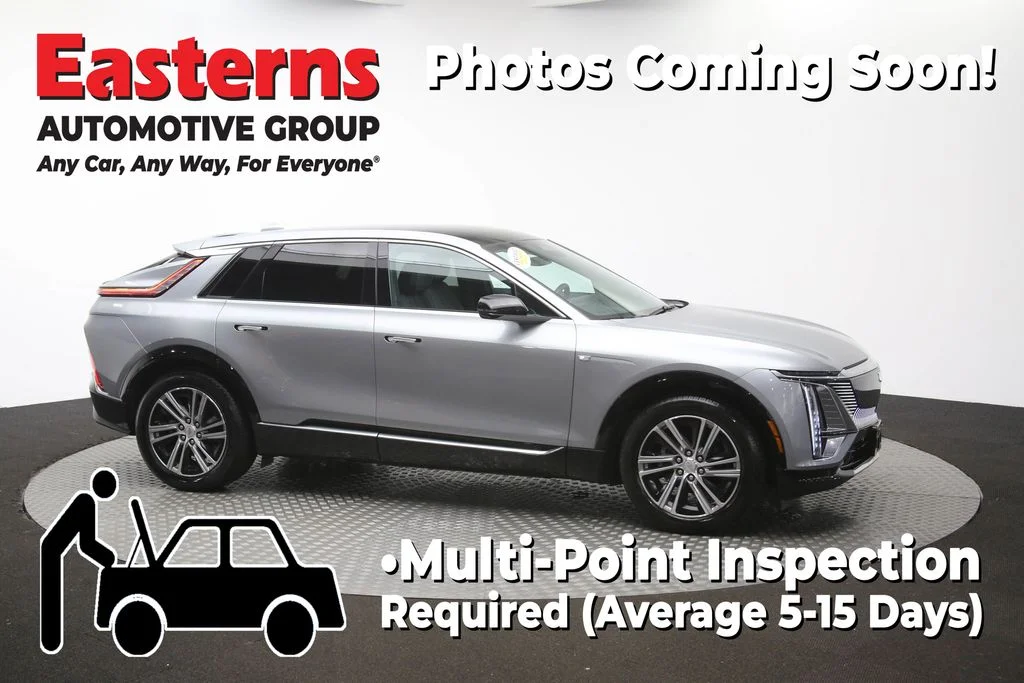 Used 2024 Silver Cadillac Luxury image 48