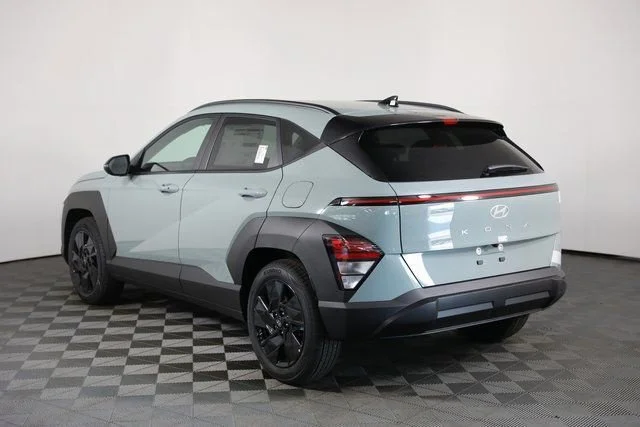 Used 2026 Green Hyundai SEL Sport image 24