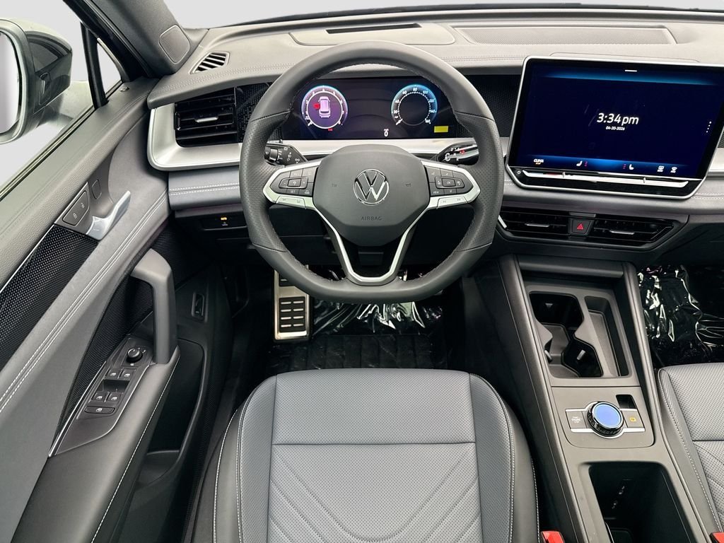 New 2026 Platinum Gray Metallic Volkswagen 2.0T SE R-Line Black image 10