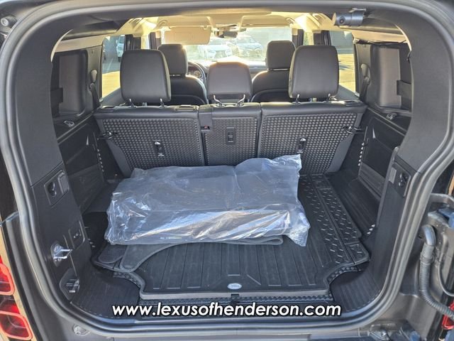 2023 Land Rover Defender SE - Photo 15