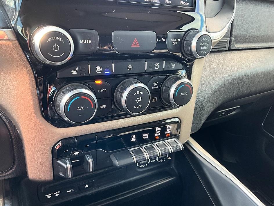 Used 2019 Black Ram Laramie image 23
