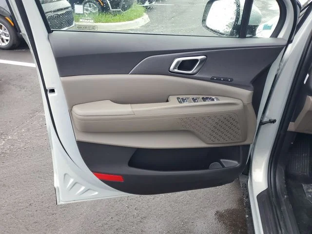 New 2026 Ivory Silver Kia EX image 5