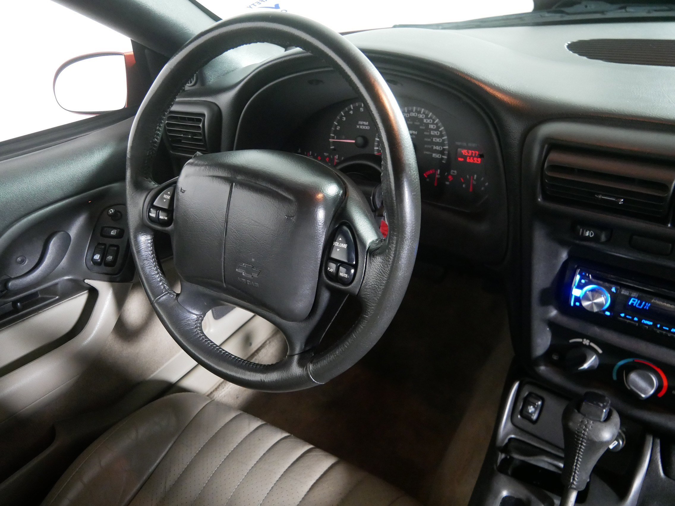 2002 Chevrolet Camaro Z28 - Photo 9