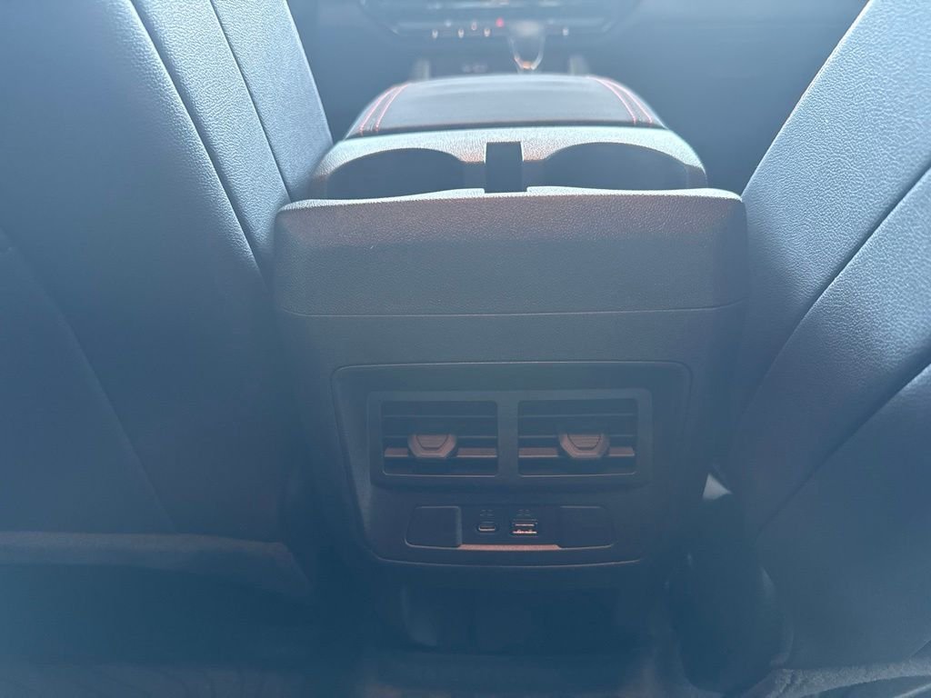 Used 2025 Gray Chevrolet Z71 image 42