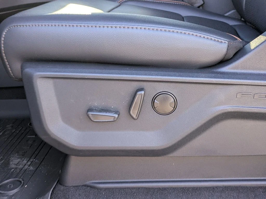 New 2026 Antimatter Blue Metallic Ford Lariat image 14