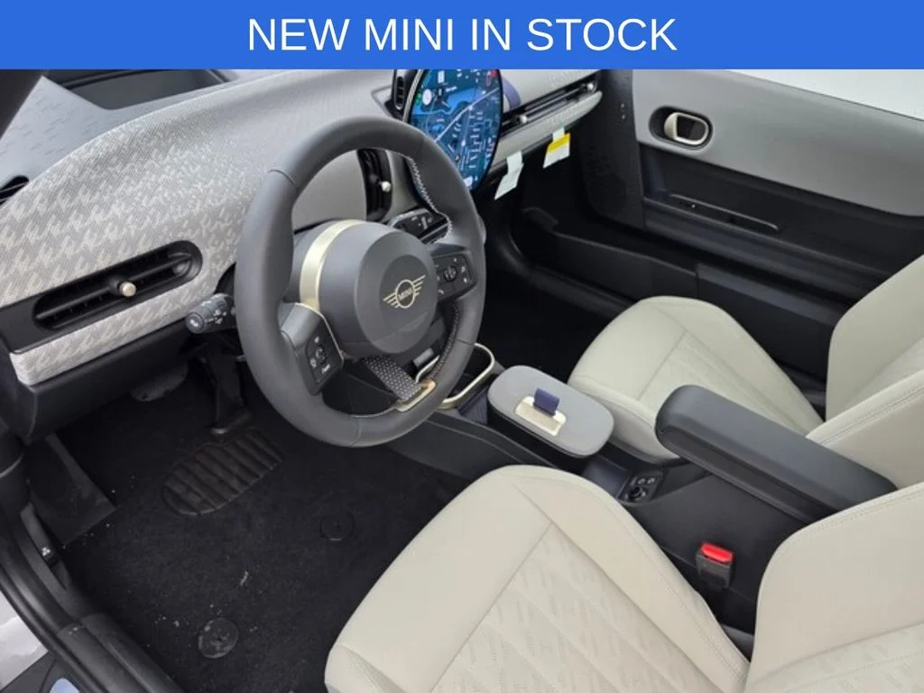 2026 MINI Hardtop 2 Door - Photo 18