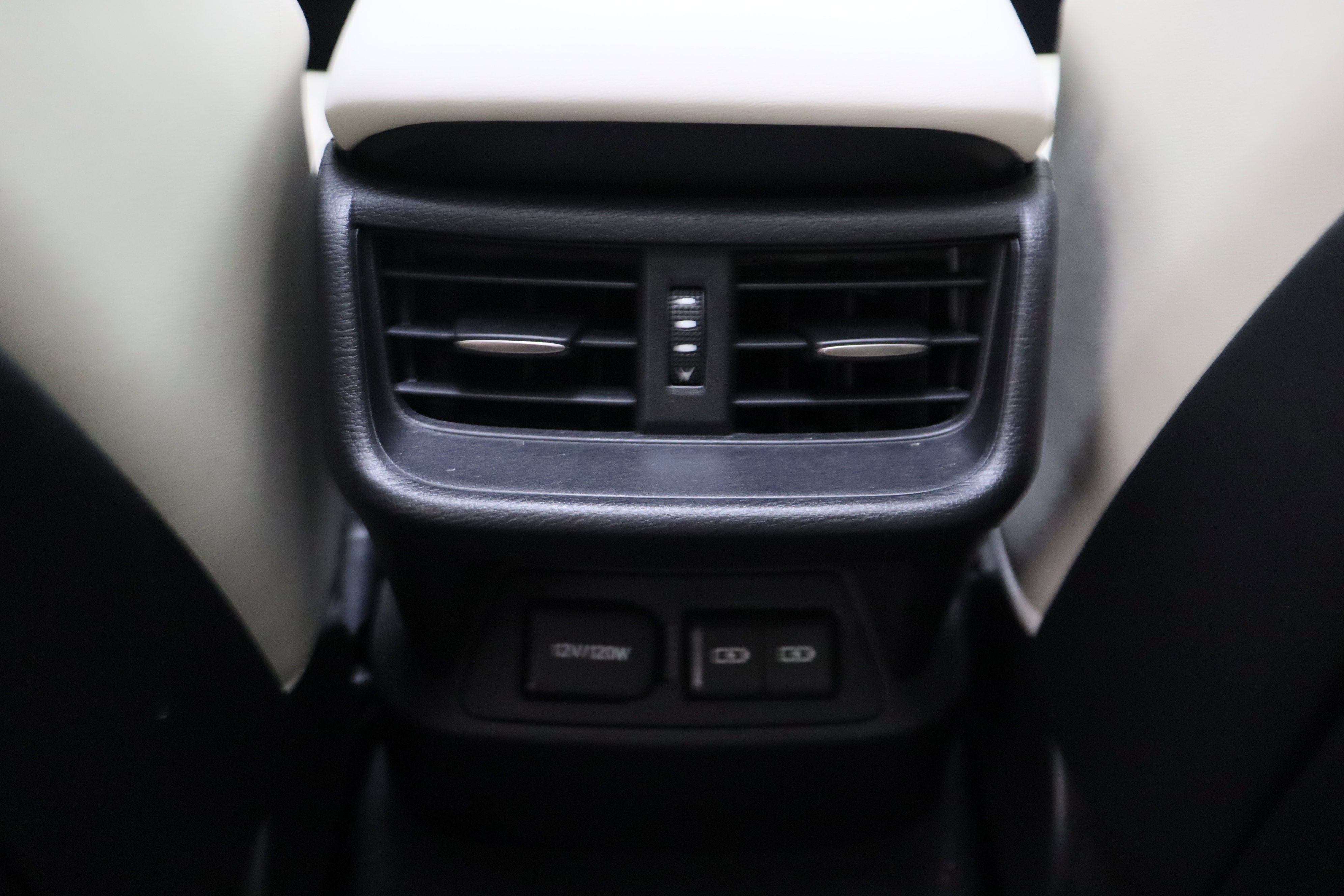 Used 2025 Eminent White Pearl Lexus ES 350 Ultra Luxury 3.5L image 31