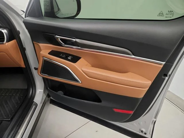 Used 2024 Gray Kia SX X-Pro image 32