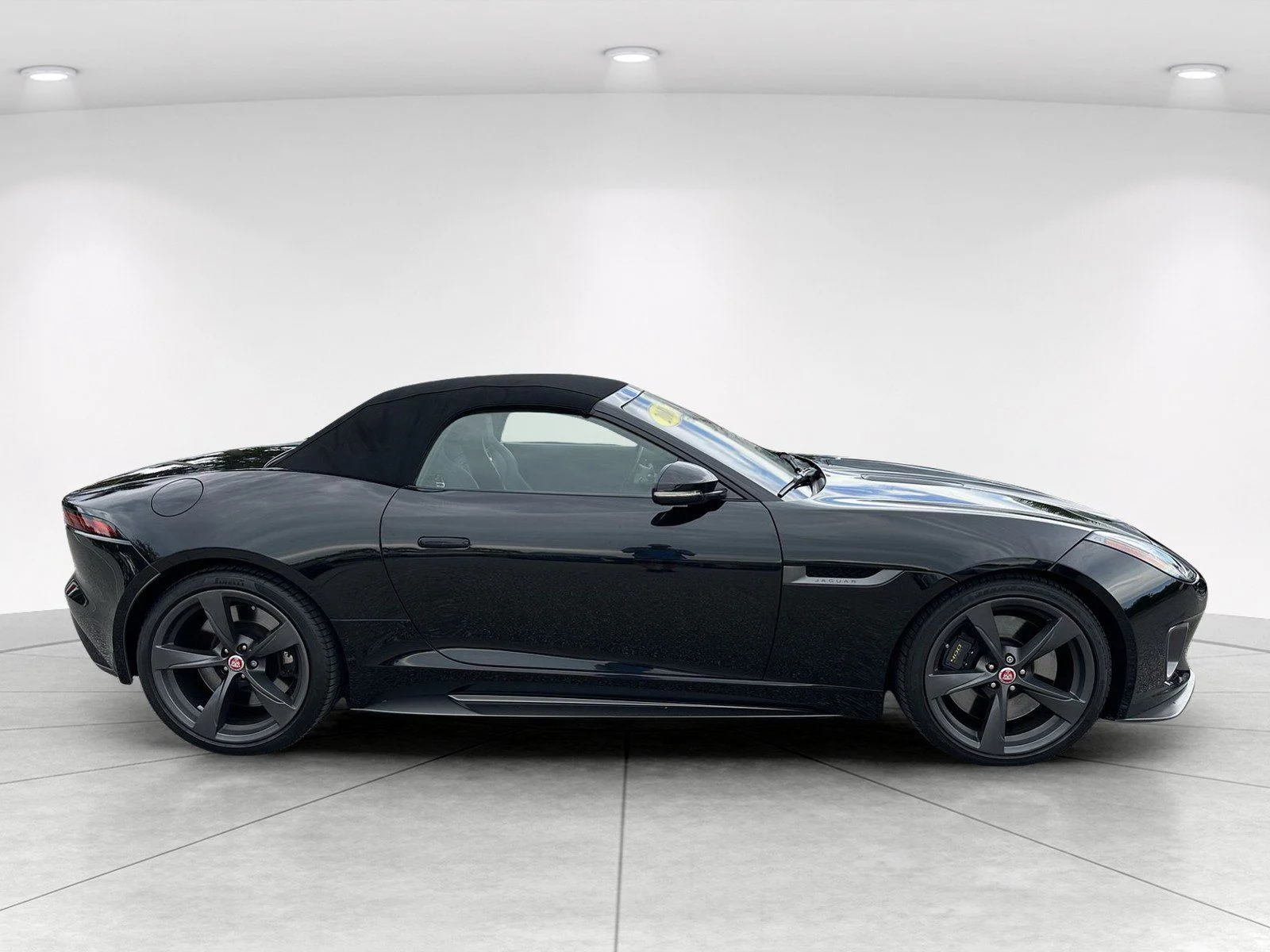 Used 2018 Black Jaguar 400 Sport image 2