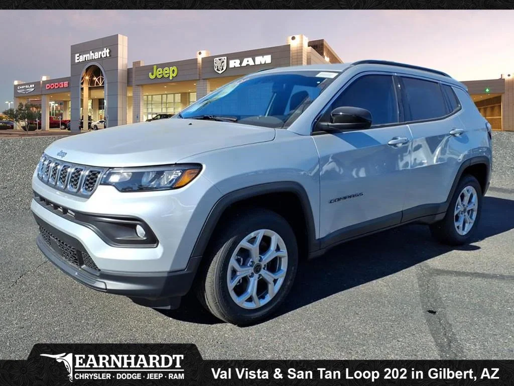 2026 Jeep Compass Latitude 4X4's photo