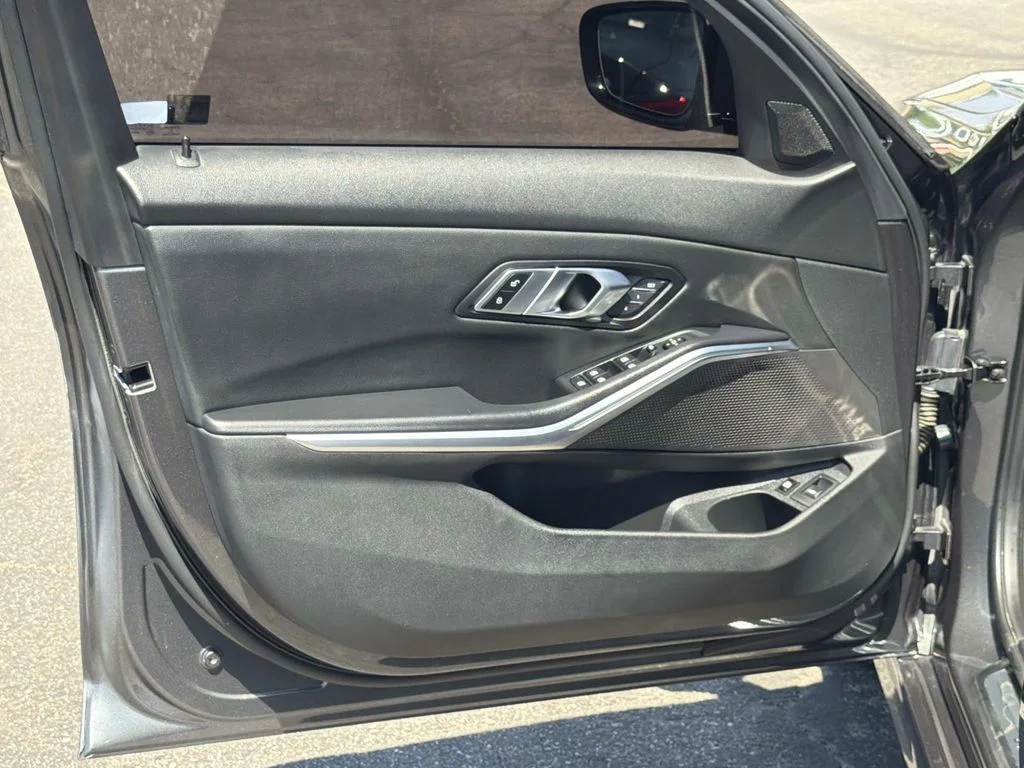 Used 2022 MINERAL GREY METALLIC BMW 330e image 22