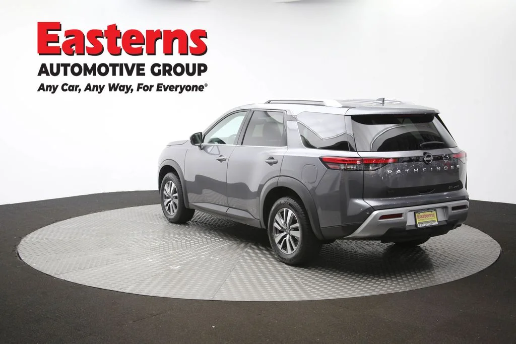 Used 2022 Gray Nissan SL image 65