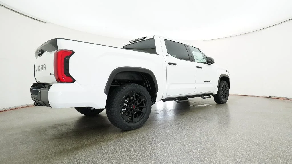 New 2026 Ice Cap Toyota SR5 image 17