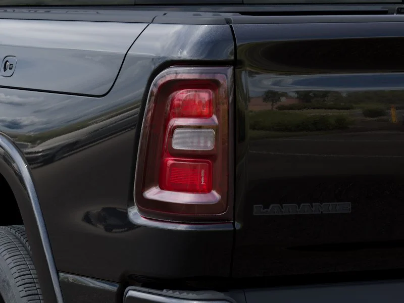 New 2026 Diamond Black Crystal Pearl-Coat Exterior Paint RAM Laramie image 36