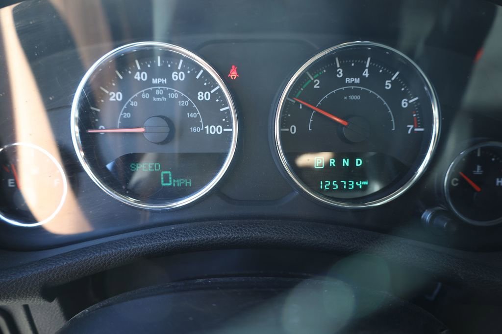 Used 2015 Anvil Clearcoat Jeep Rubicon image 14
