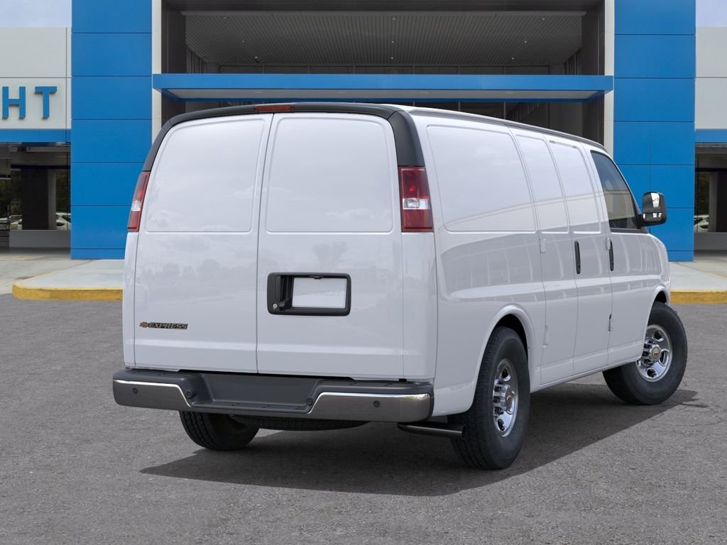 New 2026 Summit White Chevrolet 1WT image 4
