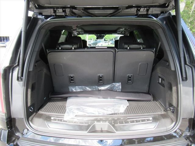 2026 Cadillac Escalade V-Series - Photo 36
