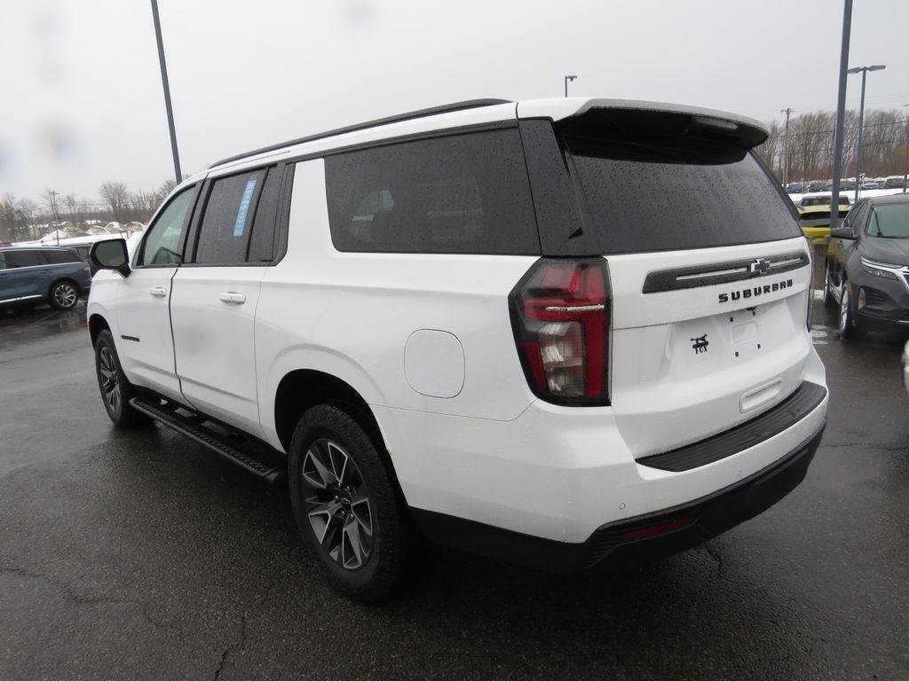 Used 2024 Summit White Chevrolet Z71 image 7