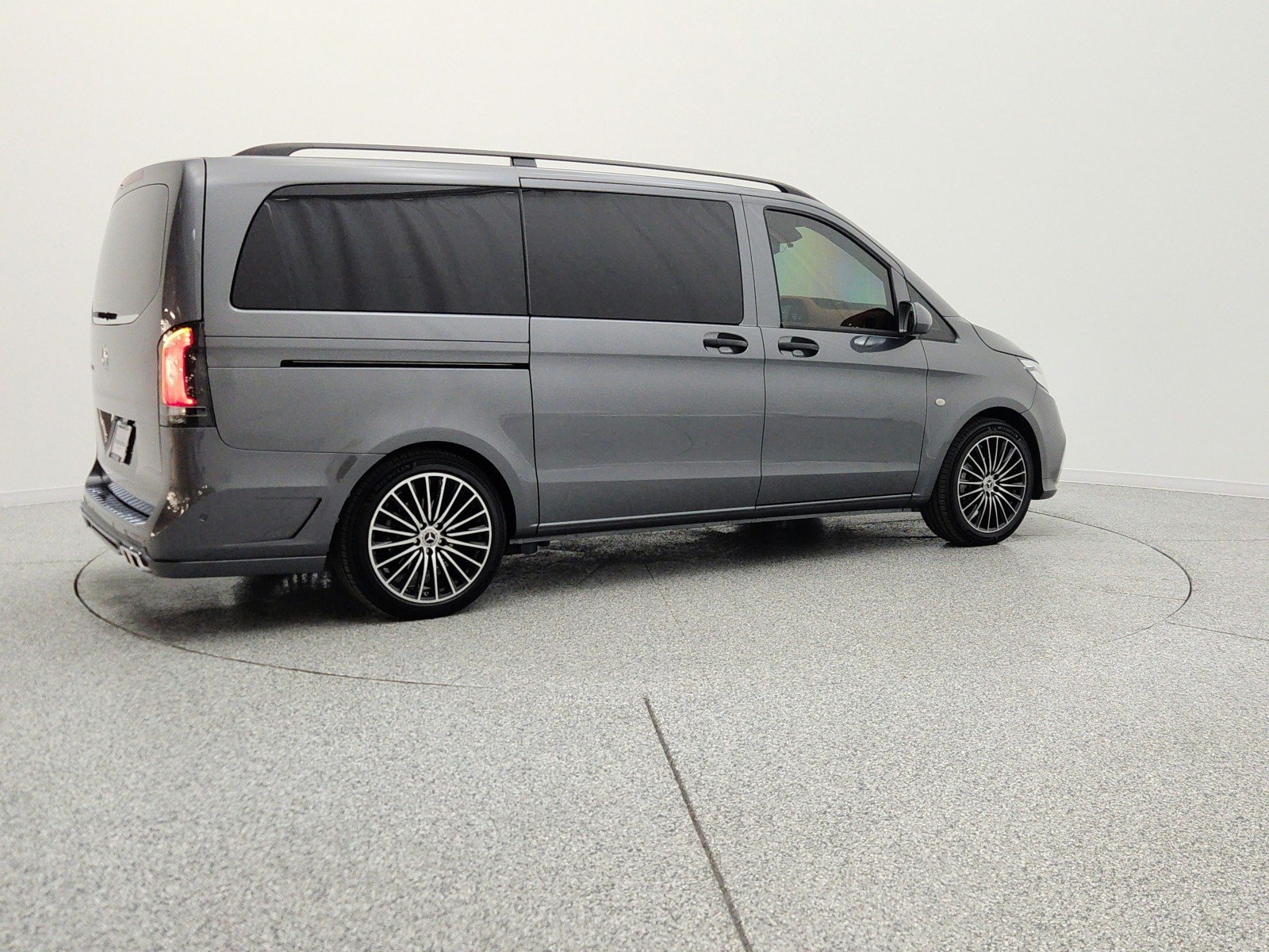 Used 2022 Selenite Grey Metallic Mercedes-Benz Standard Roof 126 Wheelbase image 5