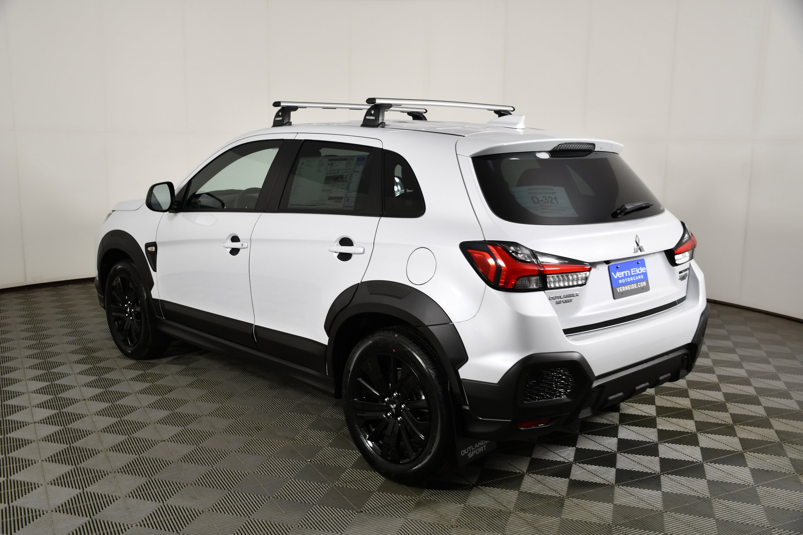 New 2026 White Diamond Mitsubishi Trail Edition image 8