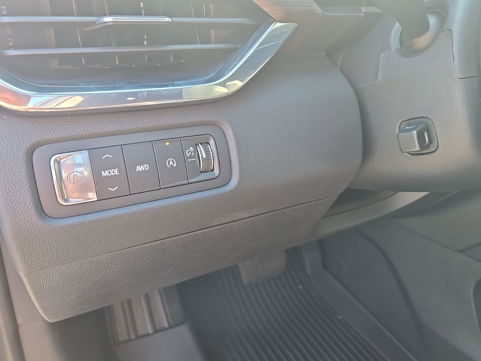 2026 GMC Acadia Denali - Photo 29
