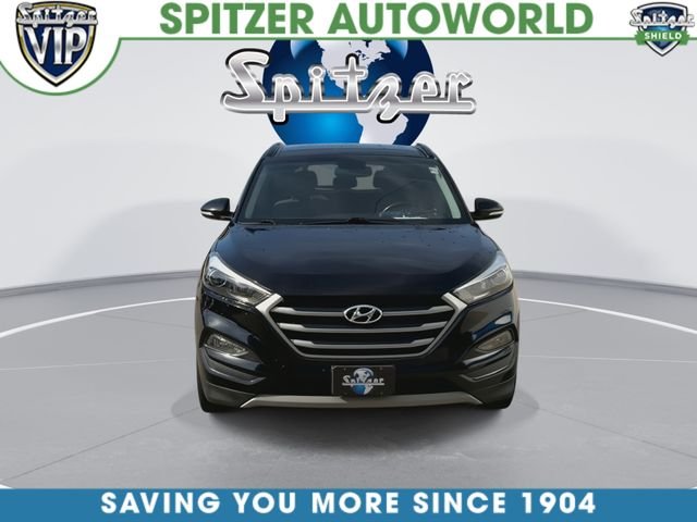 Used 2018 Black Hyundai Value image 4