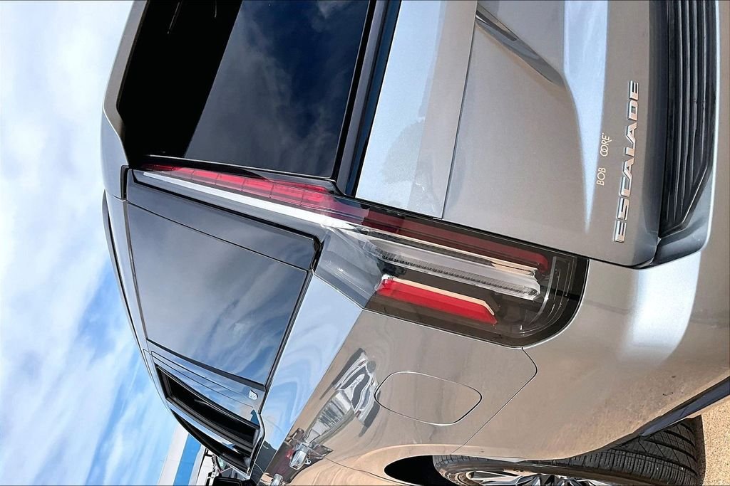 Used 2023 Silver Cadillac Sport image 31