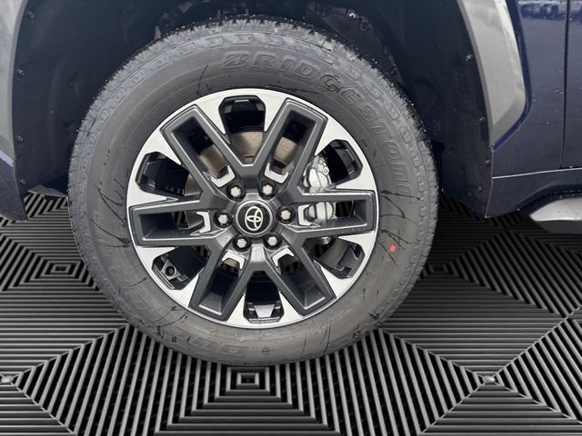 2026 Toyota Tundra Limited - Photo 14