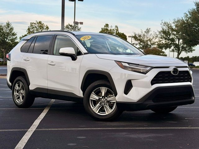 2024 Toyota RAV4 XLE