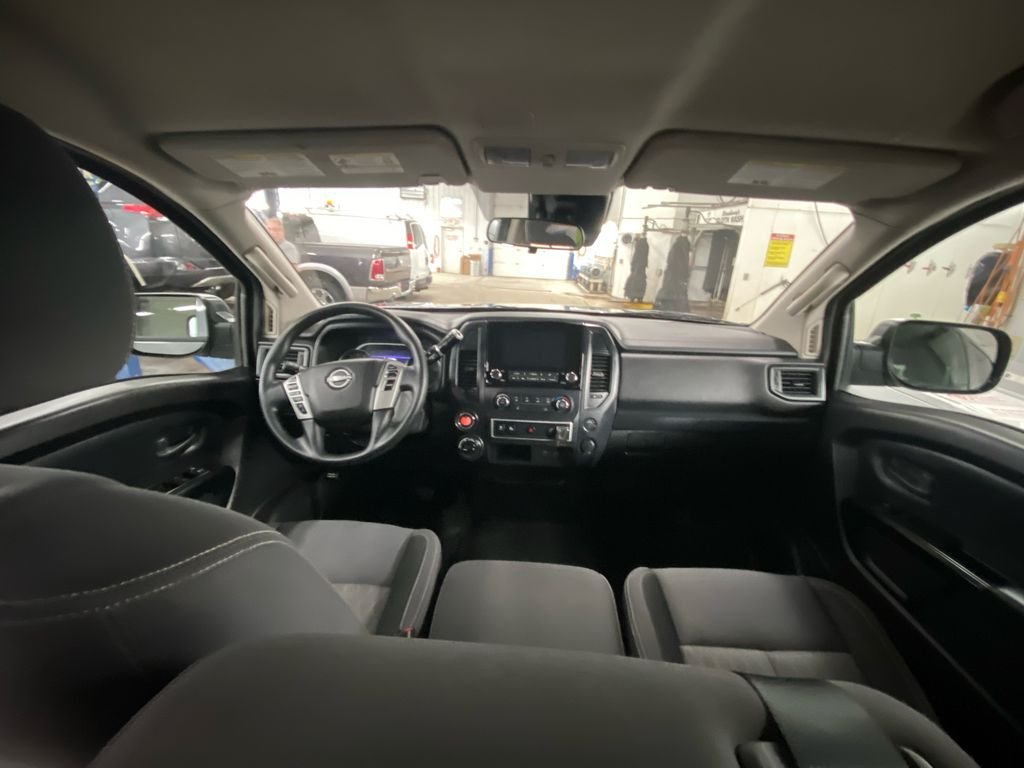 Used 2023 Gray Nissan S image 9