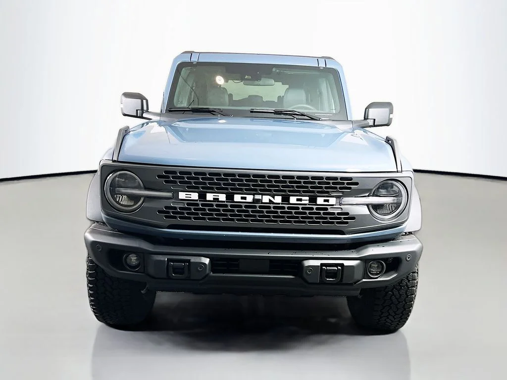 New 2025 Gray Ford Badlands image 4