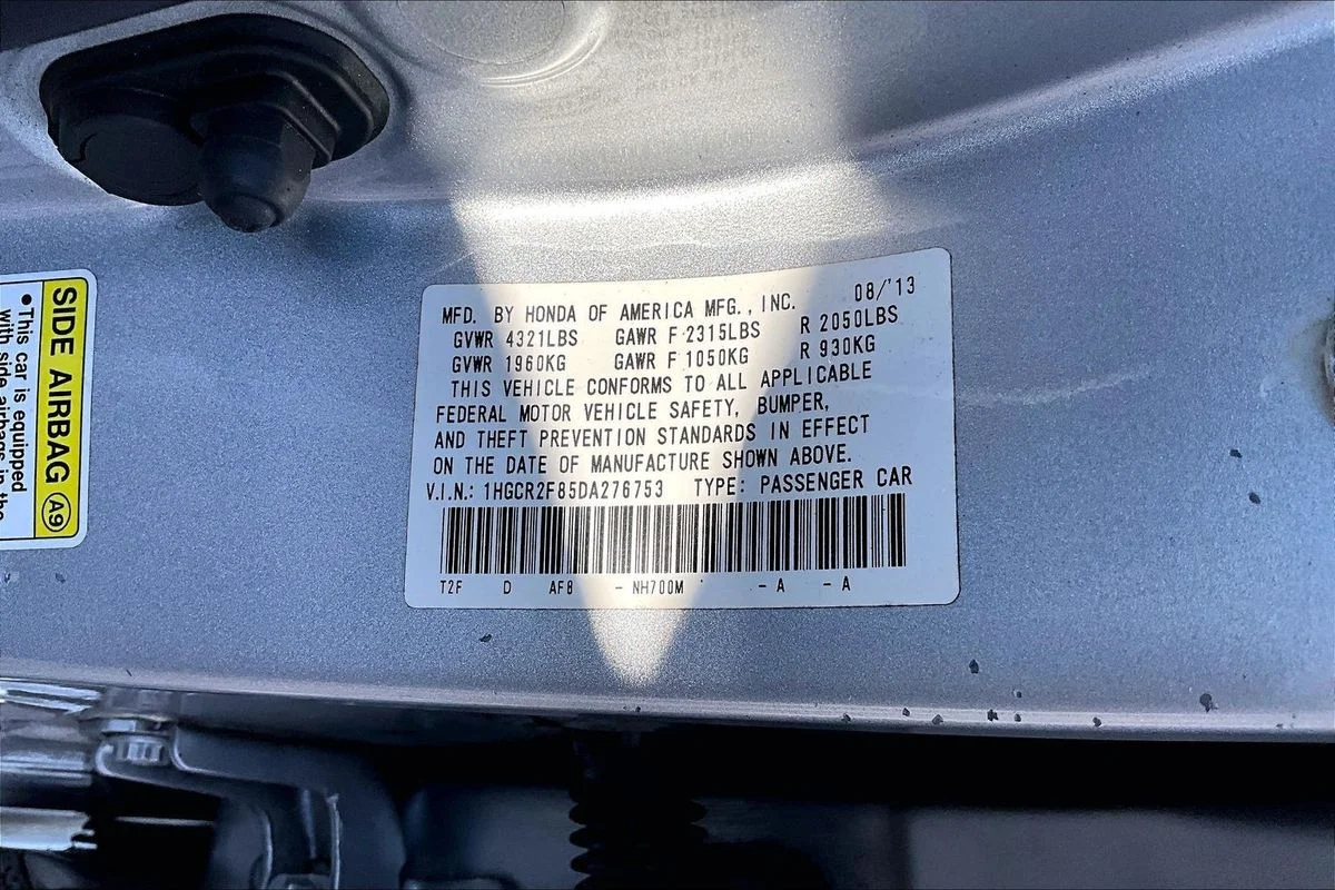Used 2013 Silver Honda EX-L image 19