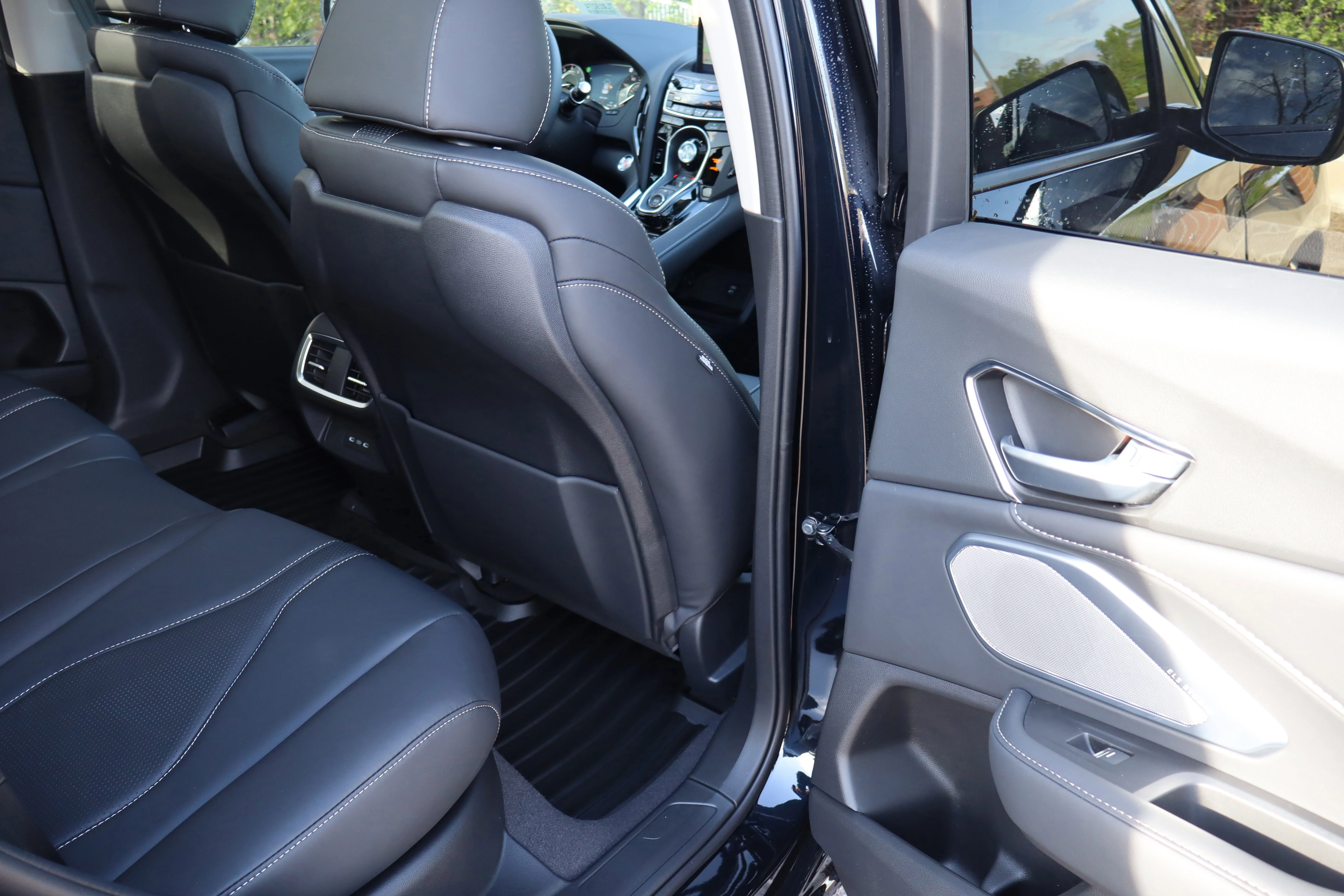 New 2026 Majestic Black Pearl Acura w/Technology Package image 32