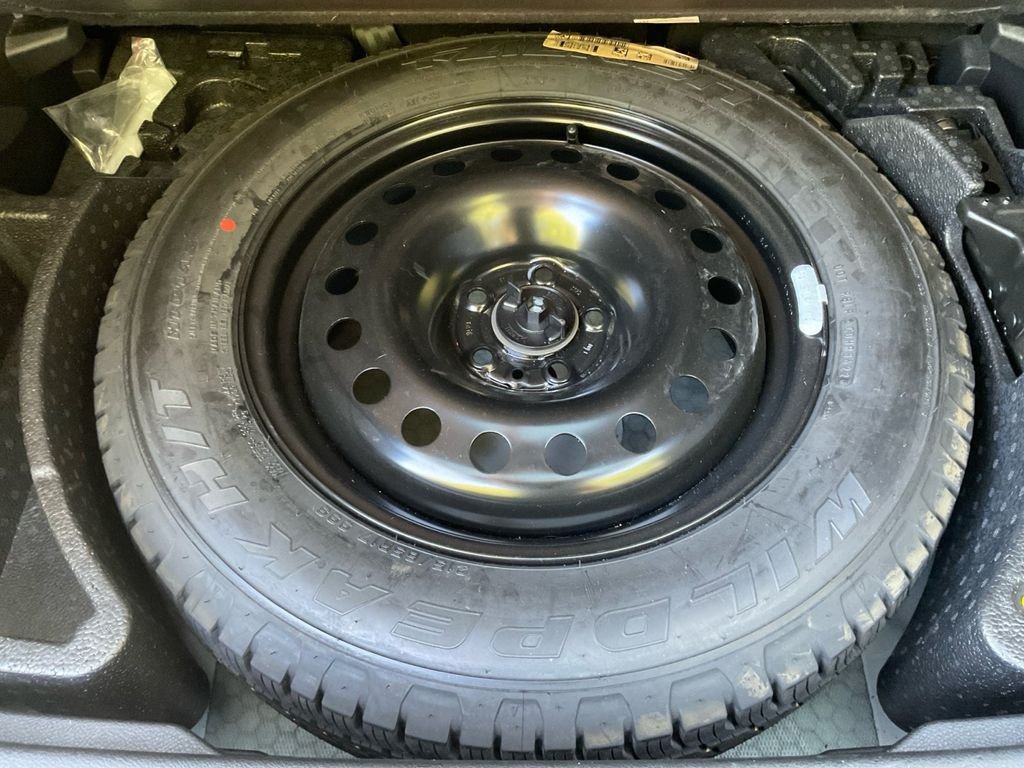 Used 2023 White Jeep Trailhawk image 29