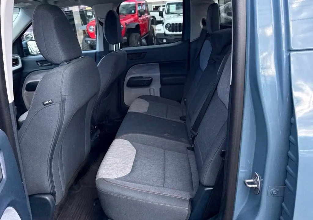 Used 2022 Blue Ford XLT image 10