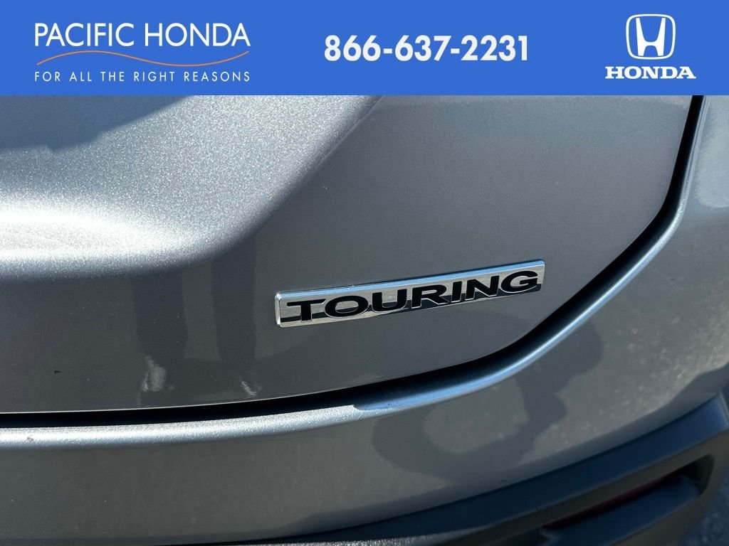 Used 2023  Honda Touring image 12
