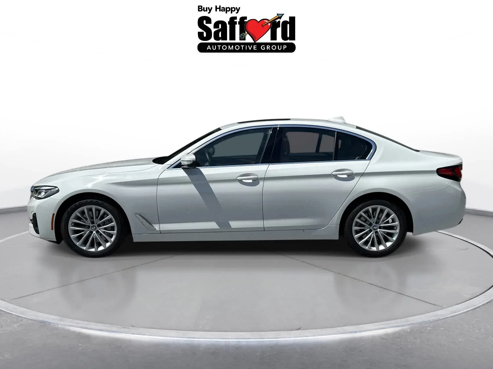 Used 2023 Alpine White BMW 530i xDrive image 9