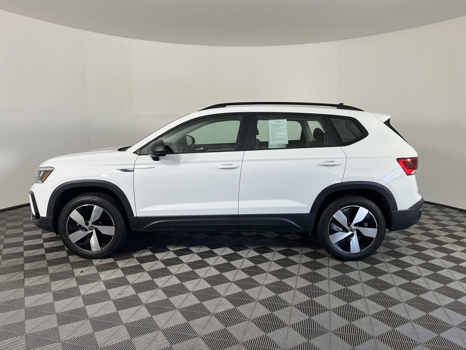 Used 2024 Pure White Volkswagen S image 26
