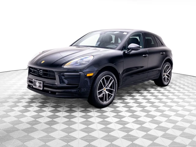 2025 Porsche Macan 