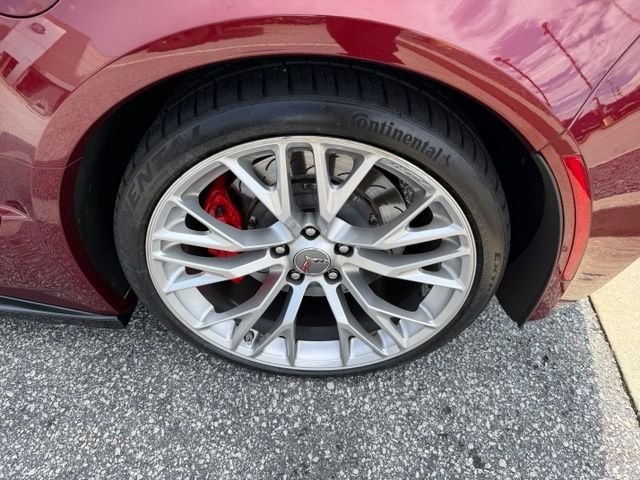 Used 2016 Red Chevrolet Z06 image 5