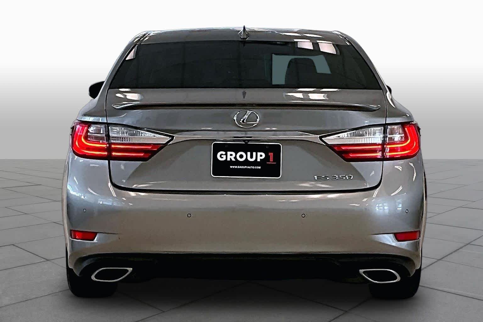 Used 2018 Atomic Silver Lexus  image 4