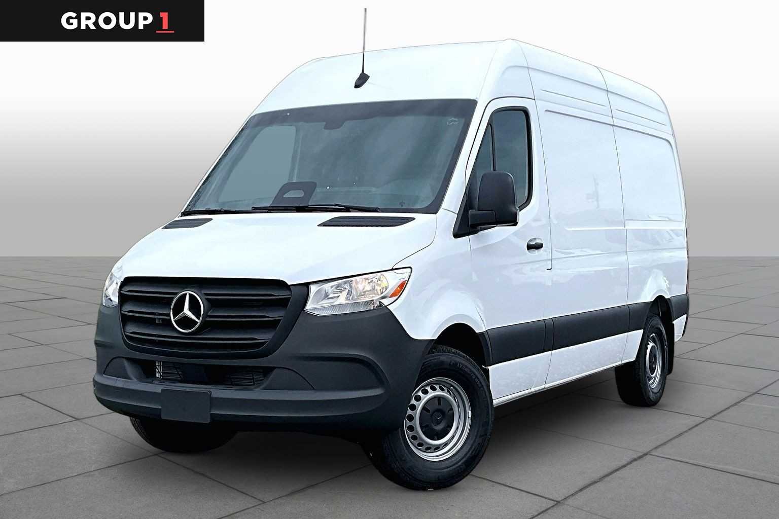 2026 Mercedes-Benz Sprinter Cargo Van Worker