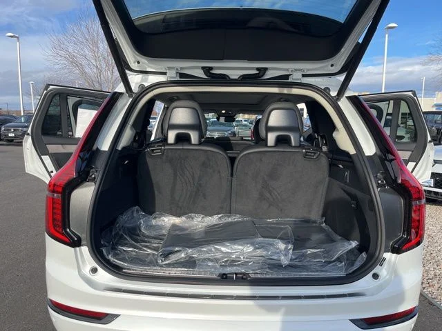 2026 Volvo XC90 Ultra - Photo 22